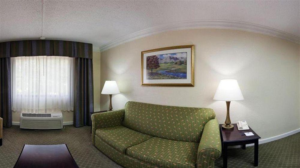 Holiday Inn Express Athens - University Area By Ihg Dış mekan fotoğraf